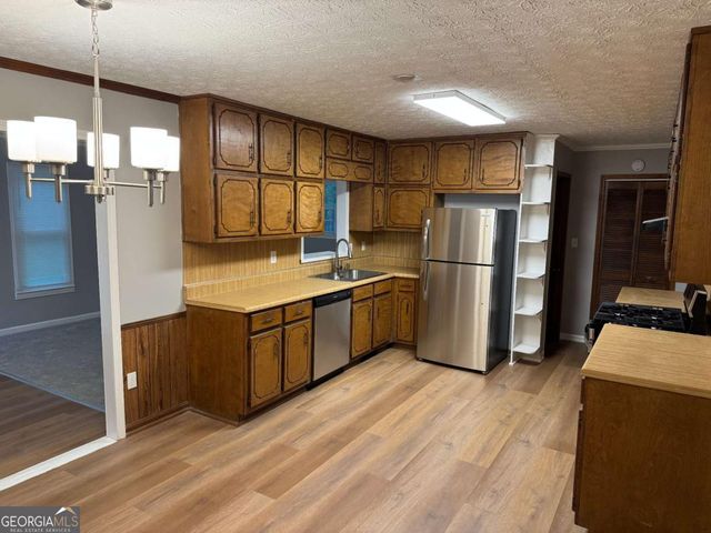 155 Davis Road, Stockbridge, GA 30281