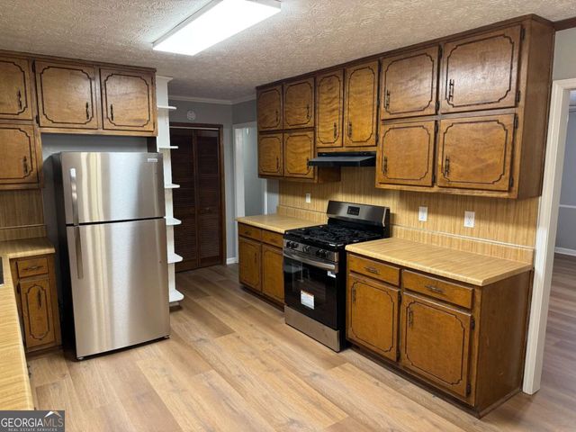 155 Davis Road, Stockbridge, GA 30281