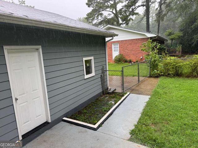155 Davis Road, Stockbridge, GA 30281