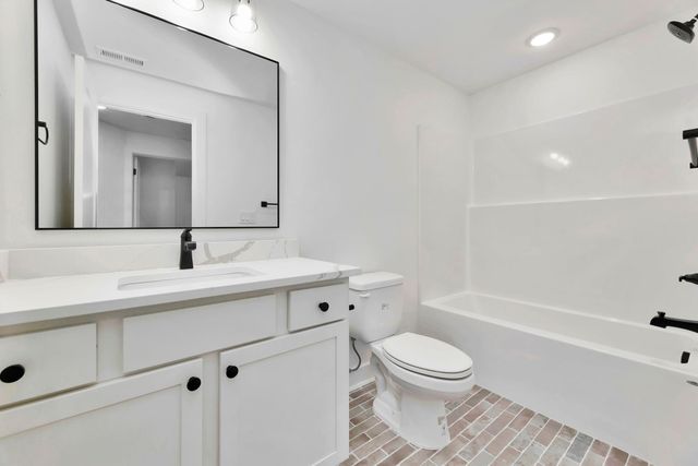 403 N Fielding St, Derby, KS 67037