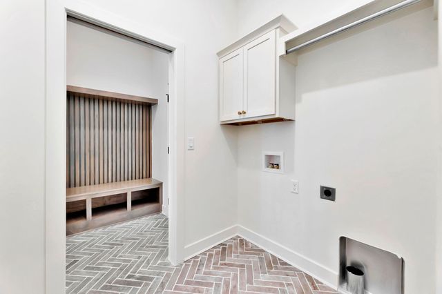 403 N Fielding St, Derby, KS 67037