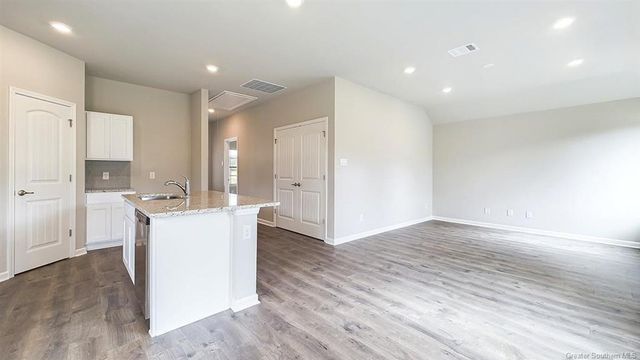 4011 Savannah Oaks Drive, Lake Charles, LA 70607