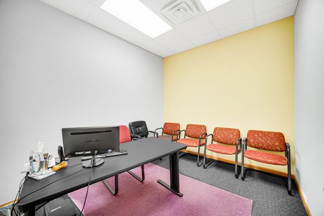 100 Batson Court 202, New Lenox, IL 60451