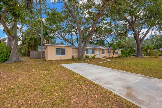 559 NORFOLK STREET, Dunedin, FL 34698