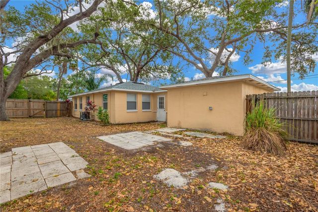 559 NORFOLK STREET, Dunedin, FL 34698