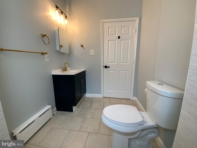 1024 S 60TH ST, Philadelphia, PA 19143