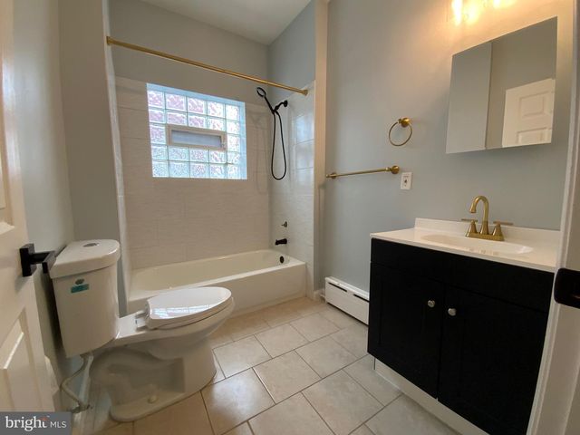 1024 S 60TH ST, Philadelphia, PA 19143