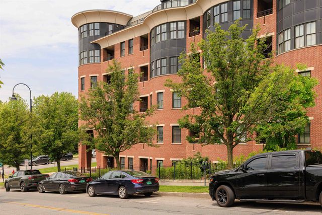 40 College St Apt 204C, Burlington, VT 05401