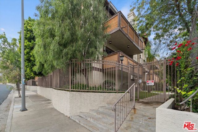 5534 Sylmar Avenue 7, Van Nuys (los Angeles), CA 91401