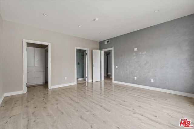5534 Sylmar Avenue 7, Van Nuys (los Angeles), CA 91401