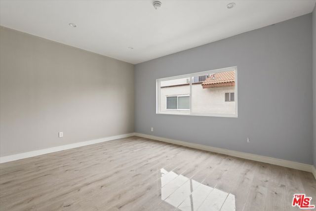 5534 Sylmar Avenue 7, Van Nuys (los Angeles), CA 91401