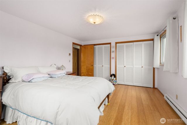 209 Harrison Street, Raymond, WA 98577