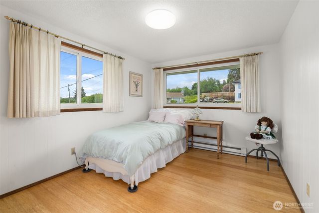 209 Harrison Street, Raymond, WA 98577