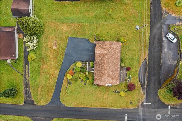 209 Harrison Street, Raymond, WA 98577