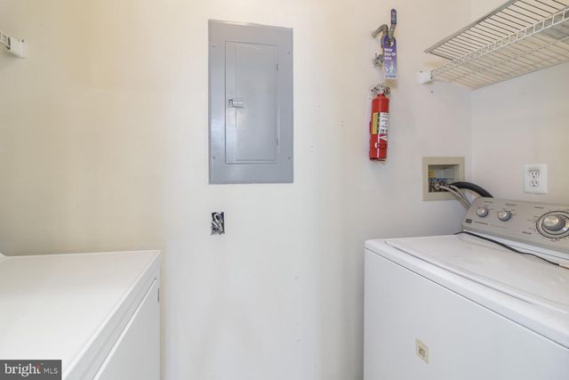 1004 BARBARAS CT, North Wales, PA 19454