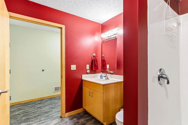 4845 W 123rd Street 201, Savage, MN 55378