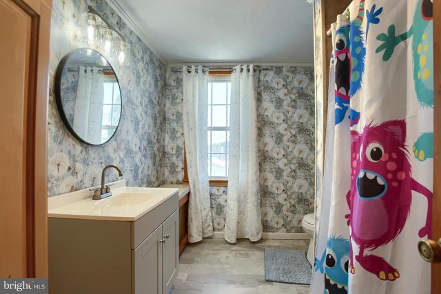 208 EAST ST, Williamstown, PA 17098