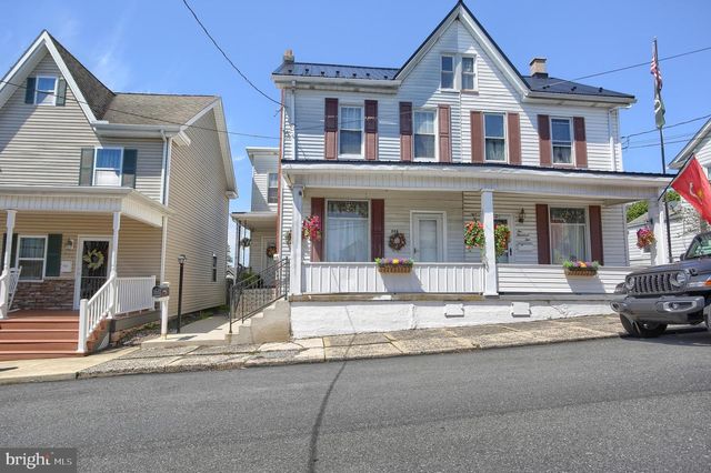 208 EAST ST, Williamstown, PA 17098