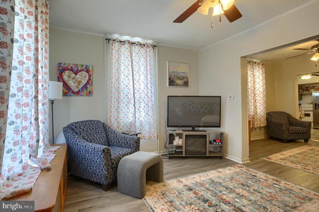 208 EAST ST, Williamstown, PA 17098