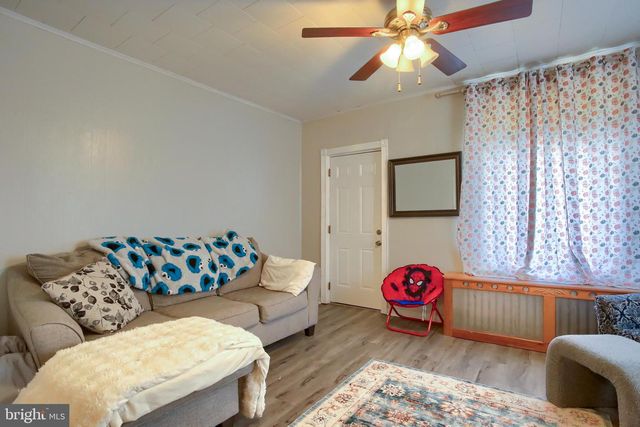 208 EAST ST, Williamstown, PA 17098