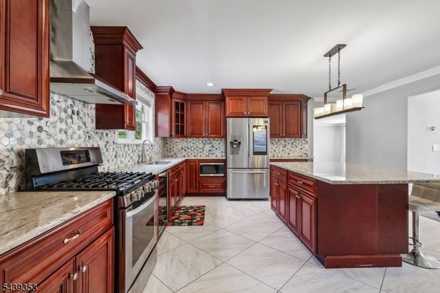 45 Wilmore Rd, Little Falls Twp., NJ 07424
