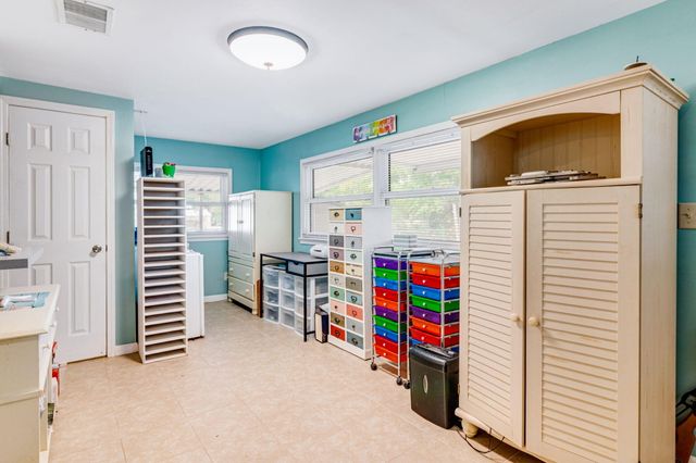 103 Adkinson Drive, Crestview, FL 32536