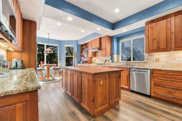 5643 S Ventura Court, Centennial, CO 80015