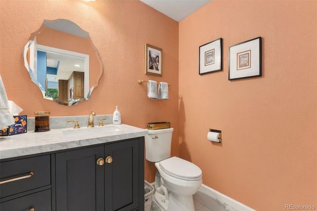 5643 S Ventura Court, Centennial, CO 80015