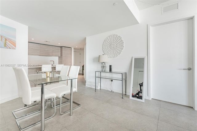 1300 S Miami Ave 2909, Miami, FL 33130