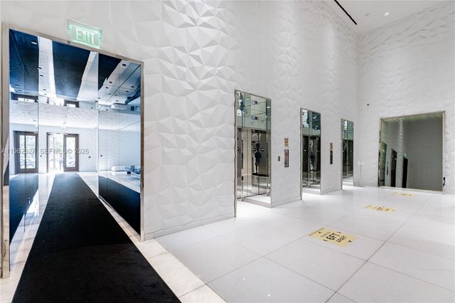 1300 S Miami Ave 2909, Miami, FL 33130