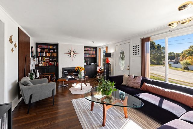 12 Old Farm Road, Beverly, MA 01915