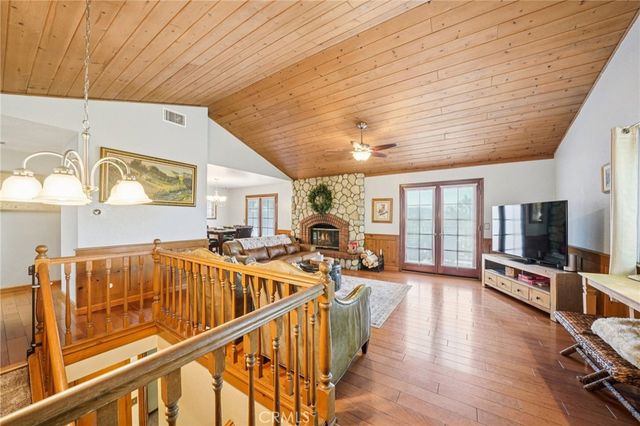 28662 Zion Drive, Lake Arrowhead, CA 92352