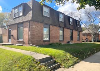 3625 W Capitol DRIVE, Milwaukee, WI 53216