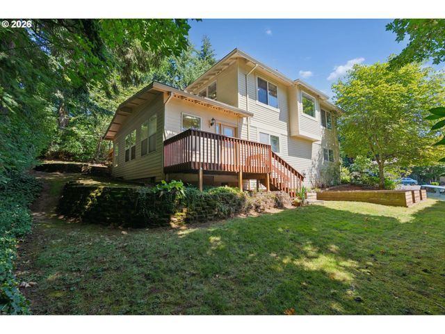 12421 Se DEERFIELD Pl, Happy Valley, OR 97086