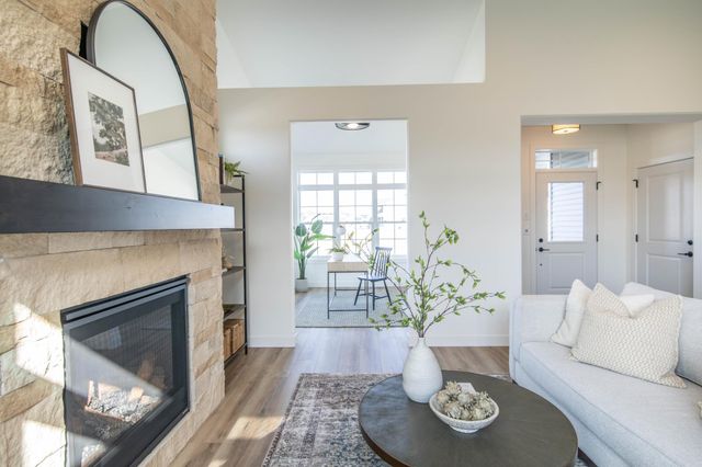 6532 Sun Valley Boulevard, Horace, ND 58047