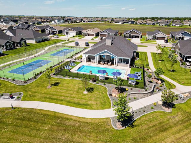 6532 Sun Valley Boulevard, Horace, ND 58047