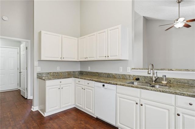 7005 Woodfield Way, Woodstock, GA 30188