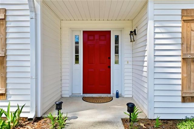 7005 Woodfield Way, Woodstock, GA 30188