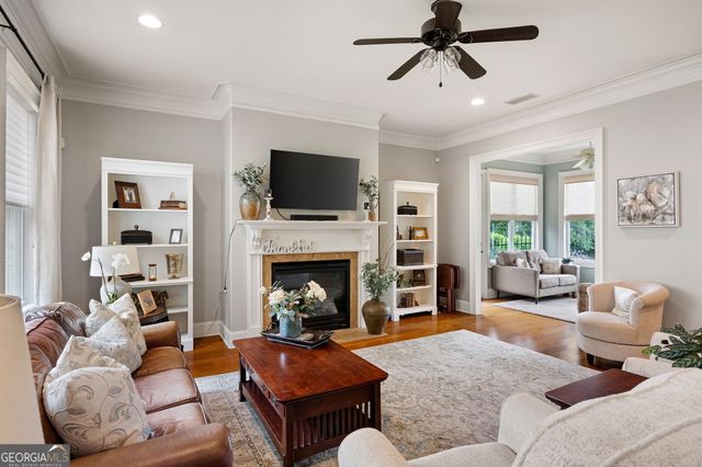 267 Somerset Circle, Woodstock, GA 30189
