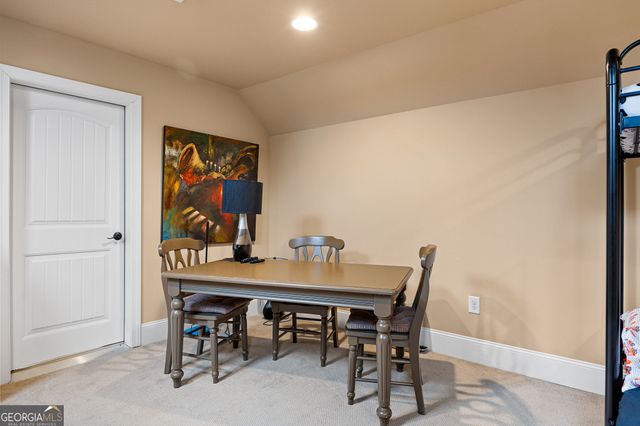 267 Somerset Circle, Woodstock, GA 30189