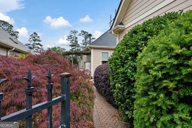 267 Somerset Circle, Woodstock, GA 30189