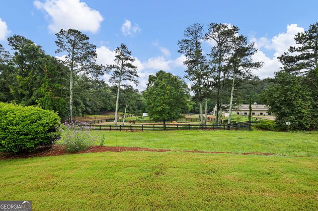 267 Somerset Circle, Woodstock, GA 30189