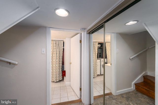 666 MELVIN DR, Baltimore, MD 21230