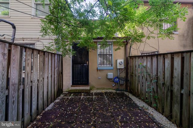 666 MELVIN DR, Baltimore, MD 21230