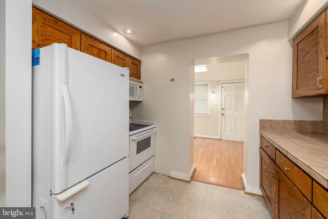 666 MELVIN DR, Baltimore, MD 21230