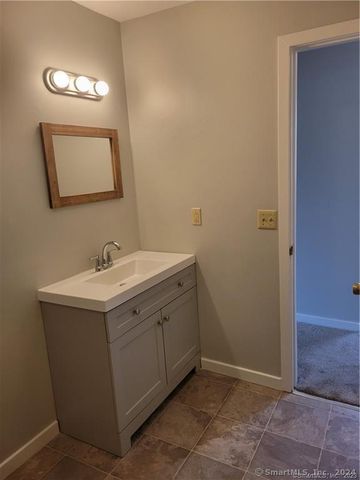 666 Woodward Avenue 666, New Haven, CT 06512