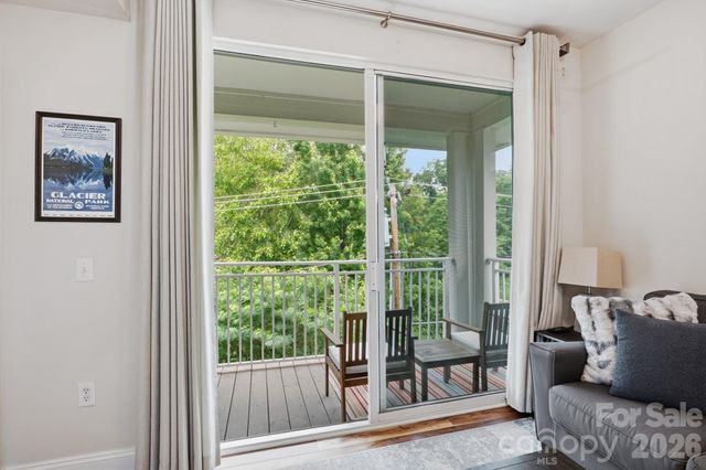 1308 Kenilworth Avenue 430, Charlotte, NC 28203