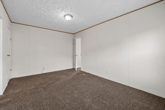 603 Kerri Ln, Oak Grove, KY 42262