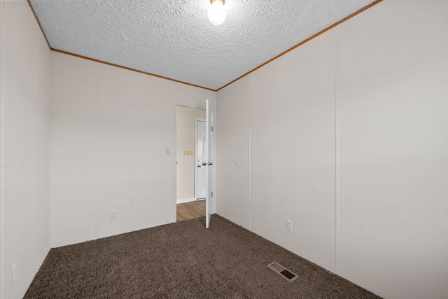 603 Kerri Ln, Oak Grove, KY 42262