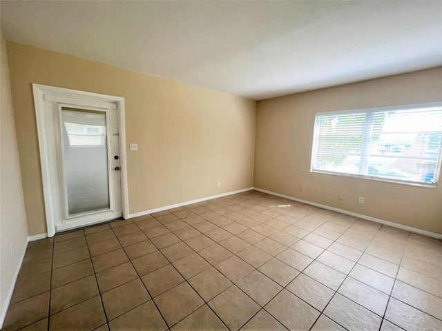 12175 3RD STREET E 2, Treasure Island, FL 33706